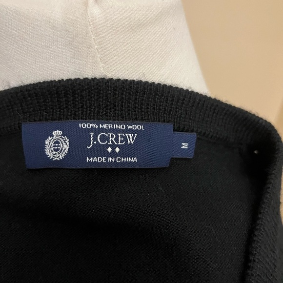 J Crew men’s merino wool v neck sweater - Picture 5 of 7